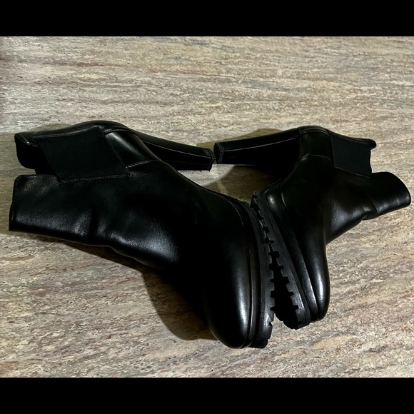 All Saints leather ankle heeled boots - Picture 5 of 16